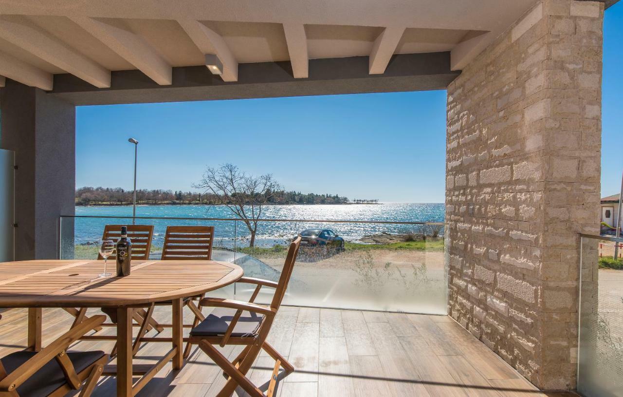 Villa Punta Mulino Lovrečica エクステリア 写真
